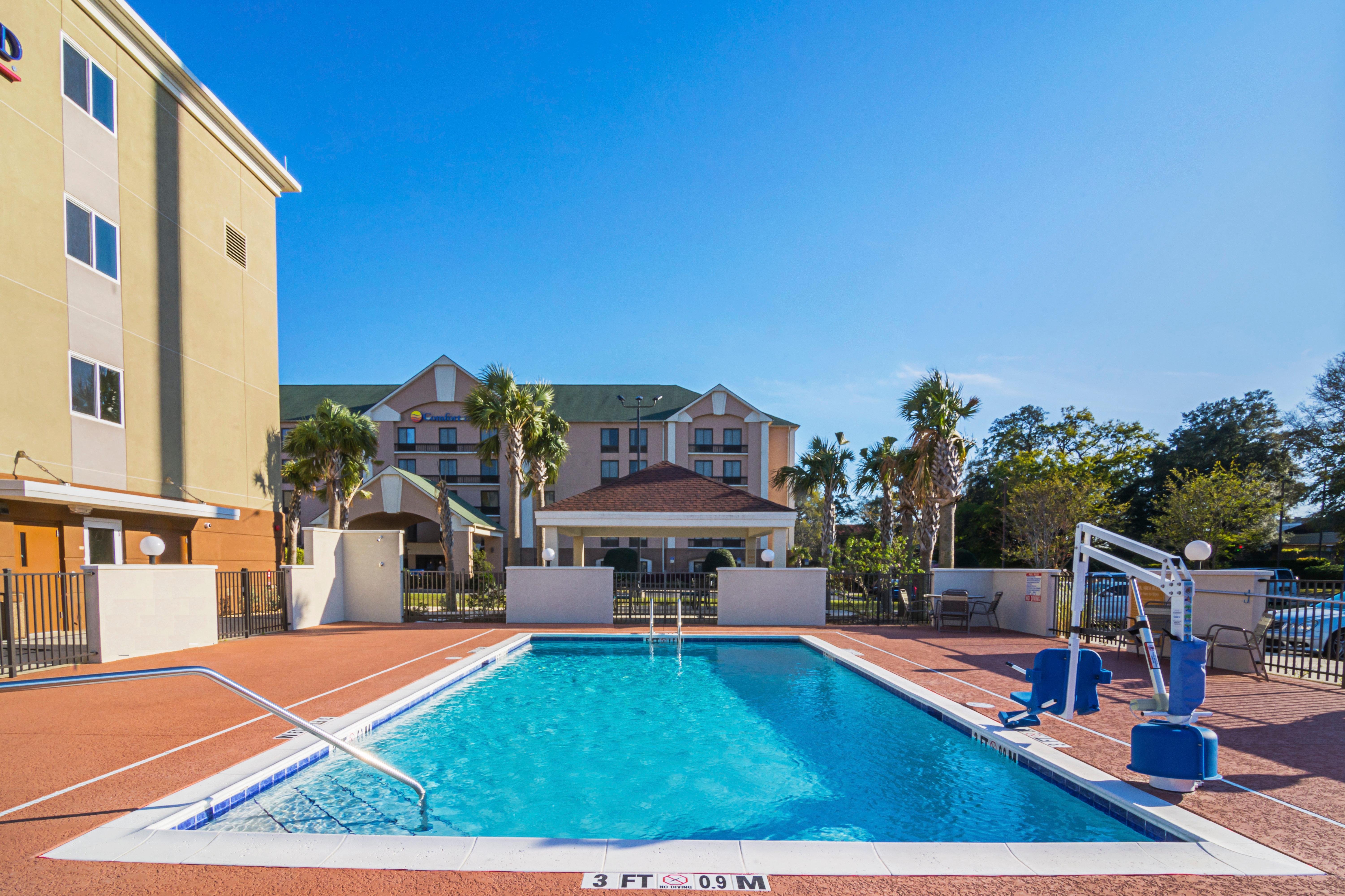 Candlewood Suites - Pensacola - University Area By Ihg Екстериор снимка