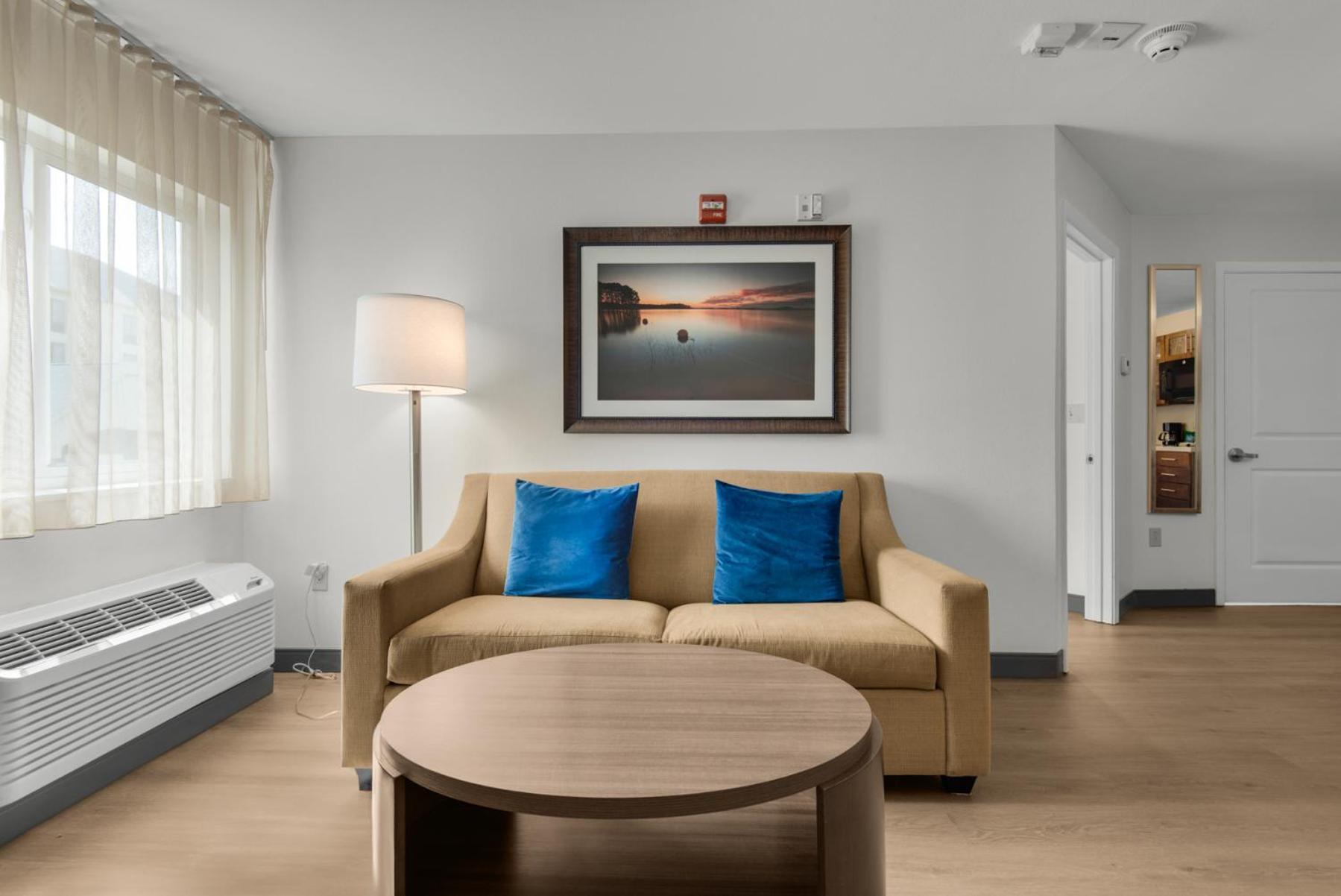 Candlewood Suites - Pensacola - University Area By Ihg Екстериор снимка
