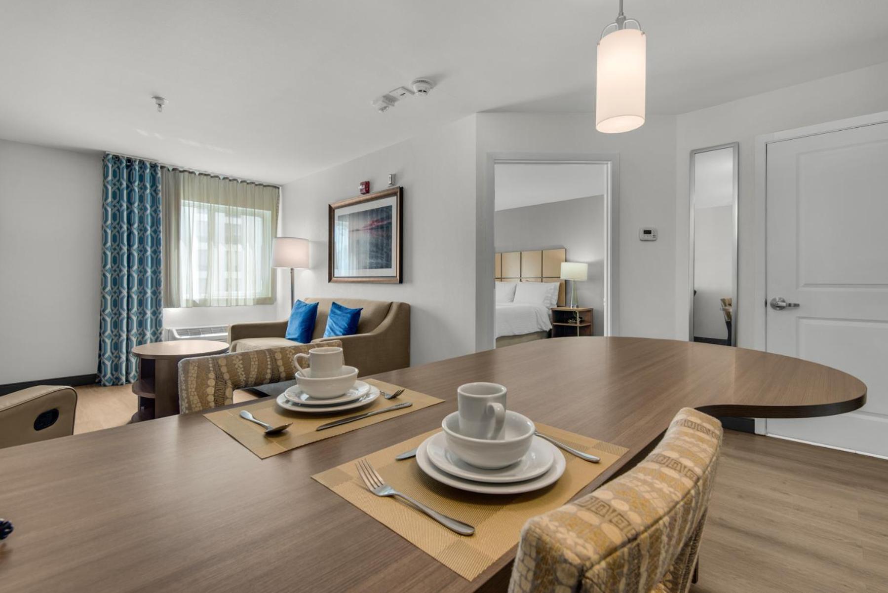 Candlewood Suites - Pensacola - University Area By Ihg Екстериор снимка