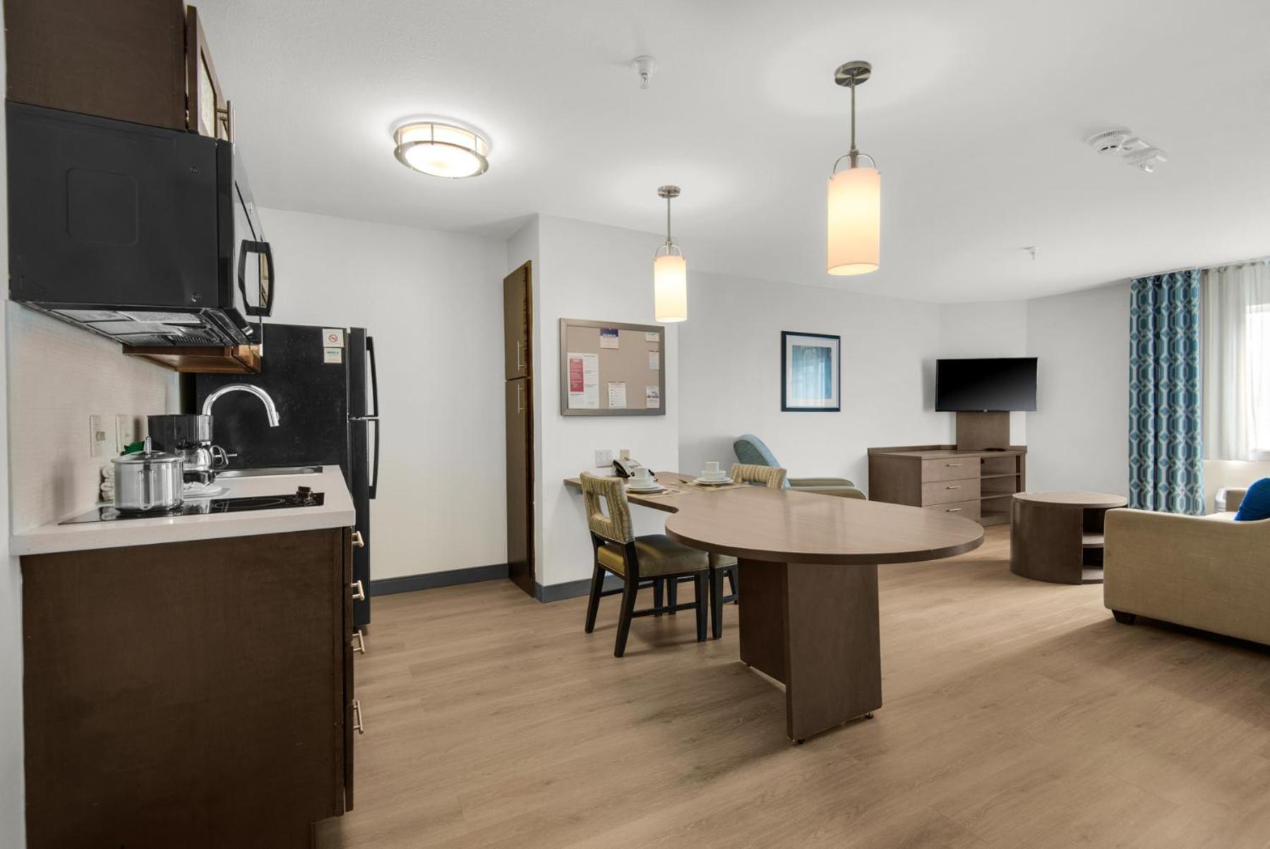 Candlewood Suites - Pensacola - University Area By Ihg Екстериор снимка